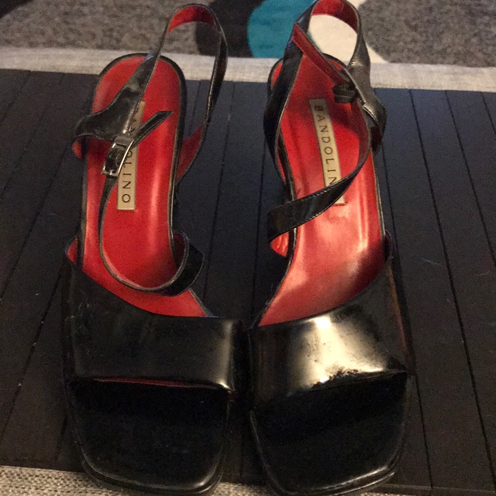 Nice heeled strappy shoes